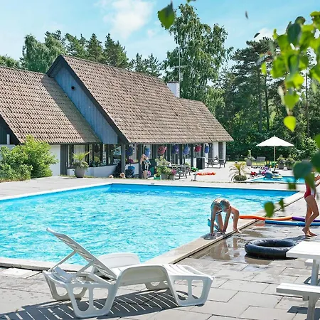 6 Person In Nexo Snogebæk